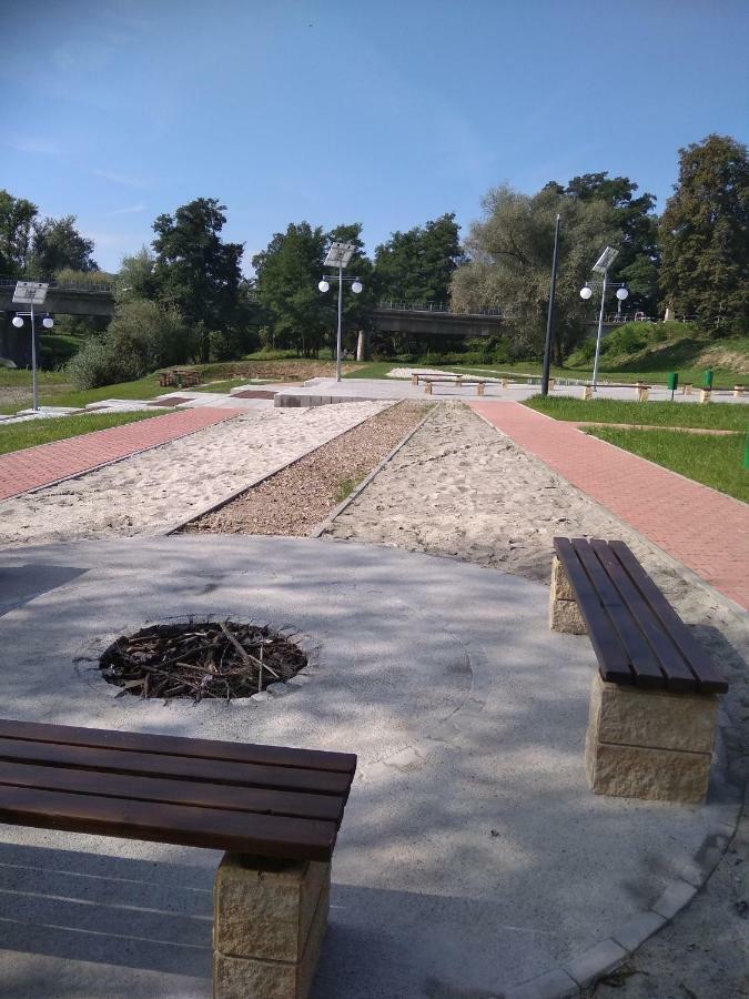 Gdow Riverside Apartments And Tours Dış mekan fotoğraf